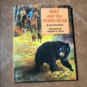 ‘Holt and the Teddy Bear’ Book